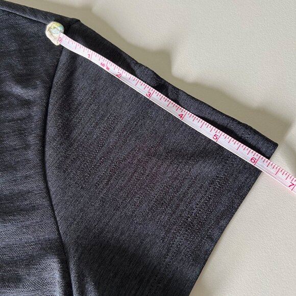 Tuff Athletics Medium Women's Sweat-wicking Gym Top - Picture 16 of 16